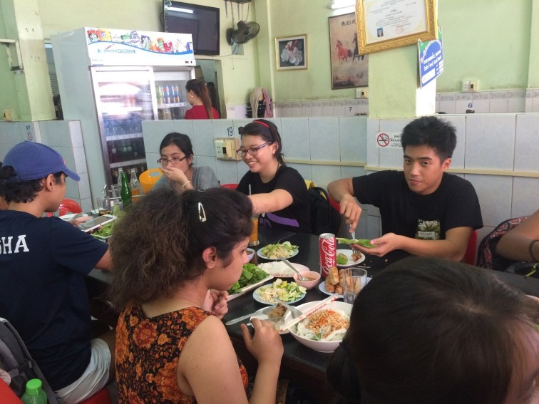 The travellers attempt to eat naem neuang for first time